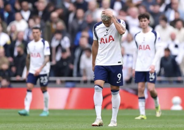 武汉股票配资开户 西汉姆联2026年在英超中已取得三场零封，而热刺只零封了一场